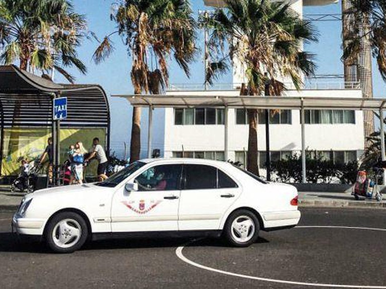 Такси из аэропорта на Тенерифе